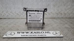 Usagé Module airbag Mercedes E (W212) E-300 V6 24V BlueEFFICIENCY Prix € 40,00 Règlement à la marge proposé par kaslo auto parts