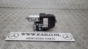Used Sunroof motor Mercedes E (W212) E-300 V6 24V BlueEFFICIENCY Price € 100,00 Margin scheme offered by kaslo auto parts