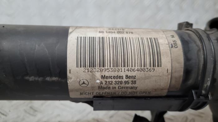 Front shock absorber rod, right from a Mercedes-Benz E (W212) E-300 V6 24V BlueEFFICIENCY 2014