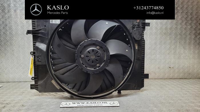 Usagé Ventilateur radiateur Mercedes A (W176) 1.5 A-180 CDI, A-180d 16V Prix € 200,00 Règlement à la marge proposé par kaslo auto parts