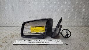 Used Wing mirror, left Mercedes E (W212) E-220 CDI 16V BlueEfficiency Price € 150,00 Margin scheme offered by kaslo auto parts