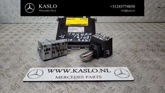 Used Ignition lock + computer Mercedes C Estate (S204) 1.8 C-180 CGI 16V Price € 300,00 Margin scheme offered by kaslo auto parts