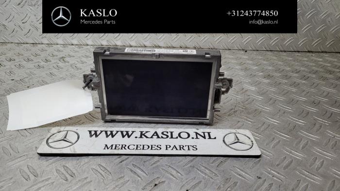 Begagnade Innerdisplay Mercedes E (W212) E-350 CDI BlueEfficiency 3.0 V6 24V Pris € 100,00 Marginaltabell erbjuds av kaslo auto parts
