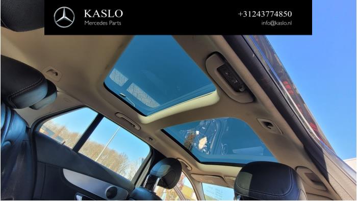 Używane Dach panoramiczny Mercedes C Estate (S205) C-250 CDI BlueTEC, C-250 d 2.2 16V Cena € 500,00 Procedura marży oferowane przez kaslo auto parts