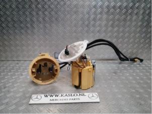 Used Electric fuel pump Mercedes E (W212) E-350 CDI BlueEfficiency 3.0 V6 24V Price on request offered by kaslo auto parts
