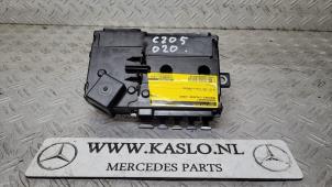 Usados Caja de fusibles Mercedes C (W205) C-300d 2.0 Turbo 16V Precio de solicitud ofrecido por kaslo auto parts