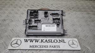Used Comfort Module Mercedes C (W205) C-300d 2.0 Turbo 16V Price € 200,00 Margin scheme offered by kaslo auto parts