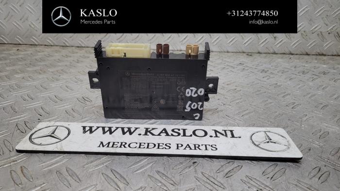 Używane Modul Bluetooth Mercedes C (W205) C-300d 2.0 Turbo 16V Cena € 100,00 Procedura marży oferowane przez kaslo auto parts