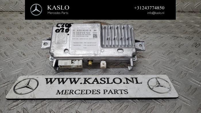Używane Modul Bluetooth Mercedes C (W205) C-300d 2.0 Turbo 16V Cena na żądanie oferowane przez kaslo auto parts