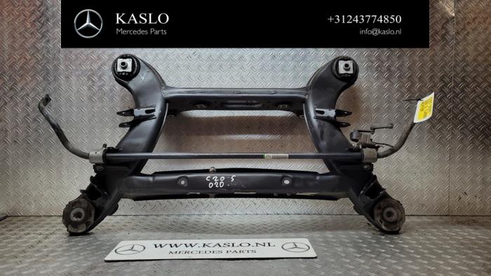 Begagnade Underram Mercedes C (W205) C-300d 2.0 Turbo 16V Pris € 300,00 Marginaltabell erbjuds av kaslo auto parts