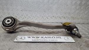 Used Front wishbone, left Mercedes C (W205) C-300d 2.0 Turbo 16V Price € 75,00 Margin scheme offered by kaslo auto parts