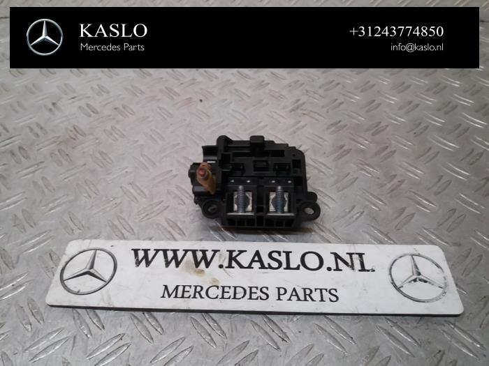 Used Miscellaneous Mercedes C (W205) C-300d 2.0 Turbo 16V Price € 30,00 Margin scheme offered by kaslo auto parts