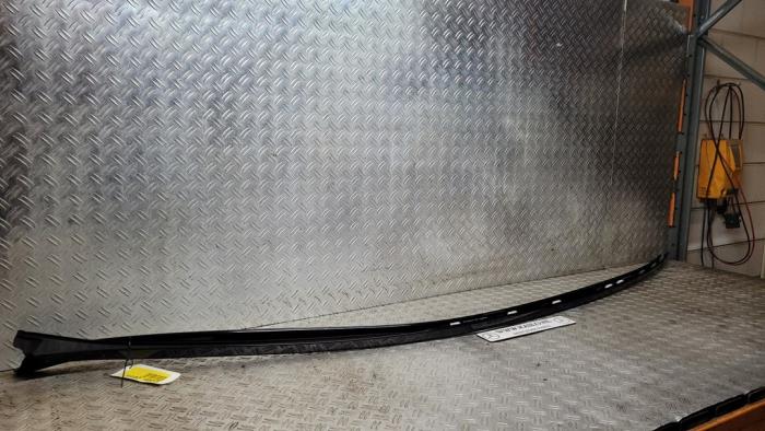 Juego de embellecedor de techo de un Mercedes-Benz C (W205) C-220 2.2 CDI BlueTEC, C-220 d 16V 2015