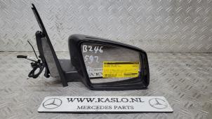 Usagé Rétroviseur extérieur droit Mercedes B (W246,242) 1.5 B-180 CDI 16V Prix € 150,00 Règlement à la marge proposé par kaslo auto parts