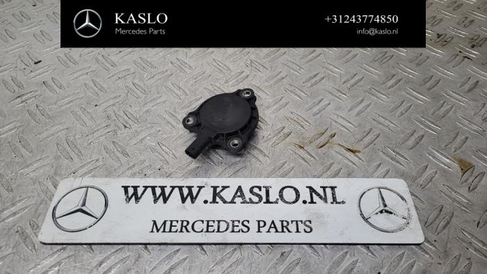 Begagnade Kamaxelsensor Mercedes E (W212) E-300 V6 24V BlueEFFICIENCY Pris € 15,00 Marginaltabell erbjuds av kaslo auto parts