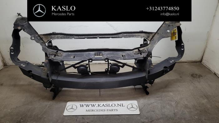 Używane Panel przedni Mercedes SL (R230) 5.0 SL-500 V8 24V Cena € 750,00 Procedura marży oferowane przez kaslo auto parts