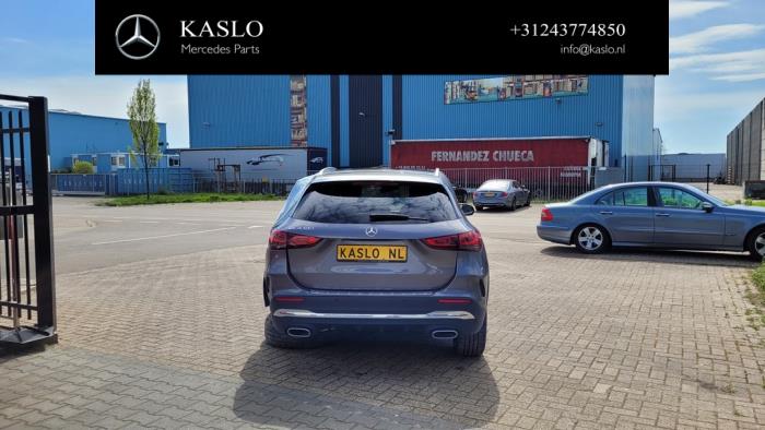 Gebrauchte Heckklappe Mercedes GLA (H247) 1.3 180 Turbo 16V Preis € 1.250,00 Margenregelung angeboten von kaslo auto parts