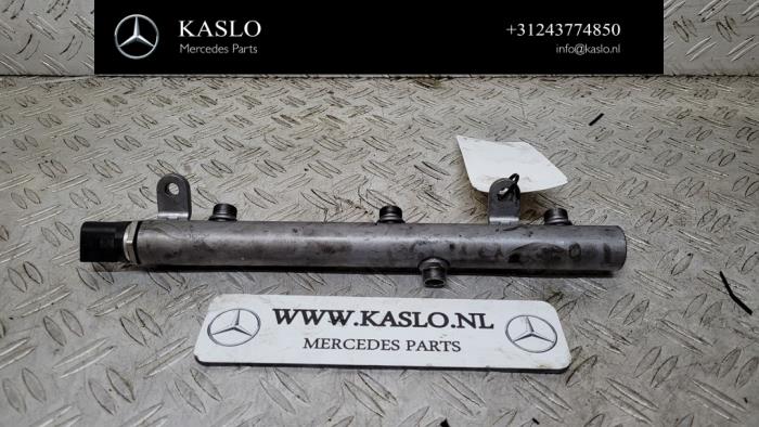 Usagé Système d'injection Mercedes E (W212) E-350 CDI BlueEfficiency 3.0 V6 24V Prix € 50,00 Règlement à la marge proposé par kaslo auto parts