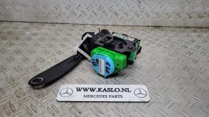 Used Front seatbelt, left Mercedes CLC (C203) 1.8 180 Kompressor 16V Price € 75,00 Margin scheme offered by kaslo auto parts