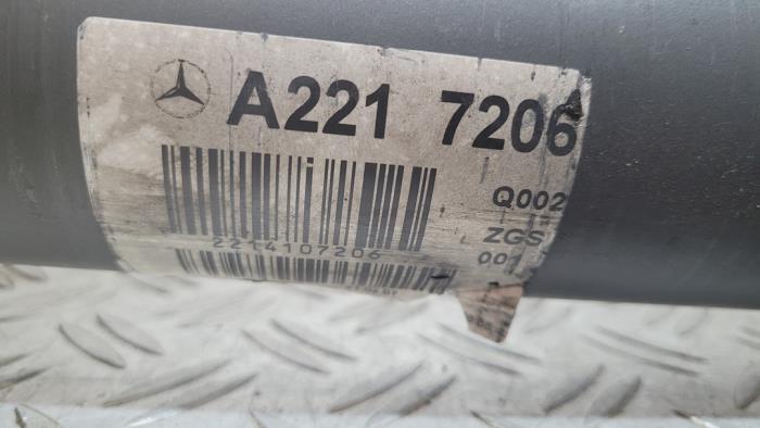 Zwischenachse van een Mercedes-Benz S (W221) 3.0 S-320 CDI 24V 2007