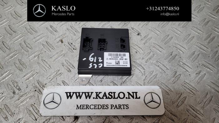 Używane Modul Comfort Mercedes CLS (C219) 500 5.0 V8 24V Cena € 30,00 Procedura marży oferowane przez kaslo auto parts