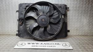Used Radiator fan Mercedes A (W176) 1.5 A-180 CDI, A-180d 16V Price € 200,00 Margin scheme offered by kaslo auto parts