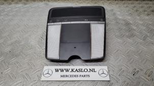 Used Interior lighting, front Mercedes S (W221) 3.0 S-320 CDI 24V Price € 75,00 Margin scheme offered by kaslo auto parts