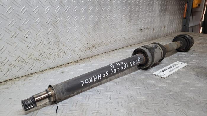 Front drive shaft, right from a Mercedes-Benz B (W245,242) 2.0 B-180 CDI 16V 2009