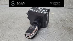Ignition lock + computer from a Mercedes-Benz A (W176) 1.5 A-180 CDI, A-180d 16V 2014
