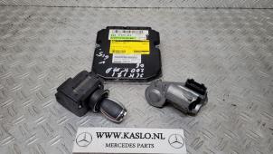 Used Ignition lock + computer Mercedes SLK (R171) 1.8 200 K 16V Price € 250,00 Margin scheme offered by kaslo auto parts