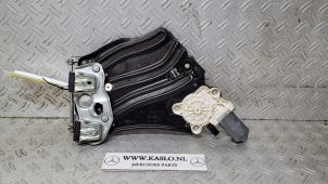 Usagé Mécanique vitre 2portes arrière droite Mercedes SLC (R172) 2.1 250 d 16V Prix € 100,00 Règlement à la marge proposé par kaslo auto parts