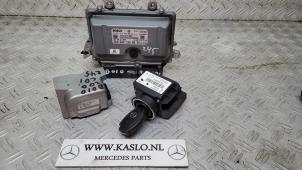 Gebrauchte Zündschloss + Steuergerät Mercedes B (W245,242) 2.0 B-200 CDI 16V Preis € 200,00 Margenregelung angeboten von kaslo auto parts