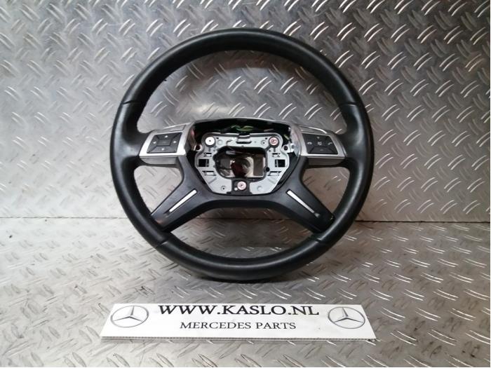 Steering wheel from a Mercedes-Benz C (W204)  2012