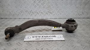 Used Front lower wishbone, left Mercedes C (W204) 1.8 C-180 CGI 16V Price € 50,00 Margin scheme offered by kaslo auto parts