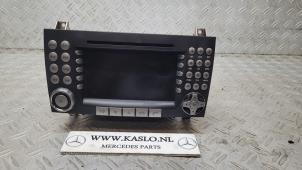 Usagé Panneau de commandes navigation Mercedes SLK (R171) 1.8 200 K 16V Prix € 500,00 Règlement à la marge proposé par kaslo auto parts