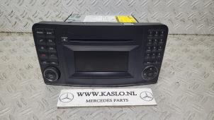Gebrauchte Radio CD Spieler Mercedes ML II (164/4JG) 3.0 ML-280 CDI 4-Matic V6 24V Preis € 100,00 Margenregelung angeboten von kaslo auto parts