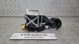 Used Rear seatbelt, right Mercedes ML II (164/4JG) 3.0 ML-280 CDI 4-Matic V6 24V Price € 50,00 Margin scheme offered by kaslo auto parts