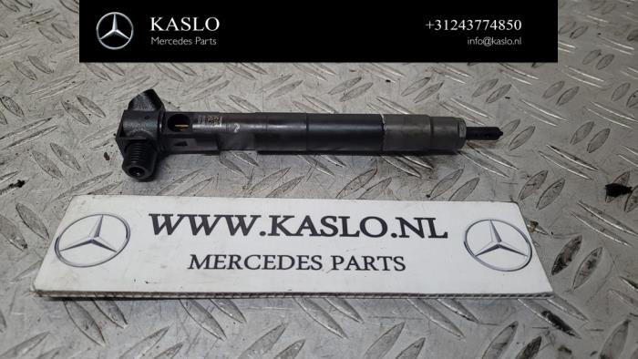 Usagé Injecteurs Mercedes B (W246/W242) 2.1 B-220 CDI BlueEFFICIENCY, B-220d 16V Prix € 125,00 Règlement à la marge proposé par kaslo auto parts
