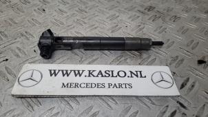 Used Injector (diesel) Mercedes B (W246,242) 2.1 B-220 CDI BlueEFFICIENCY, B-220d 16V Price € 125,00 Margin scheme offered by kaslo auto parts