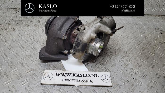 Usagé Turbo Mercedes C (W204) 2.2 C-200 CDI 16V BlueEFFICIENCY Prix € 300,00 Règlement à la marge proposé par kaslo auto parts