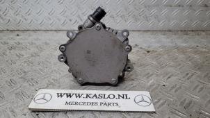 Used Vacuum pump (petrol) Mercedes A (177.0) 2.0 A-220 Turbo 16V Price € 75,00 Margin scheme offered by kaslo auto parts