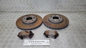 Used Front brake disc Mercedes SLK (R171) 1.8 200 K 16V Price € 75,00 Margin scheme offered by kaslo auto parts