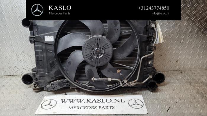 Używane Chlodnica Mercedes SLK (R171) 1.8 200 K 16V Cena € 150,00 Procedura marży oferowane przez kaslo auto parts