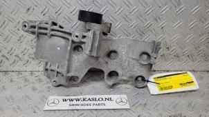 Usagé Support (divers) Mercedes A (177.0) 1.5 A-180d Prix € 100,00 Règlement à la marge proposé par kaslo auto parts