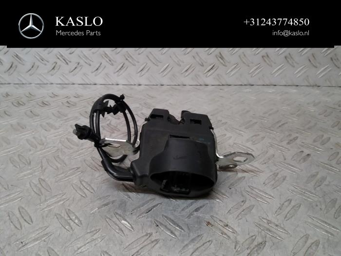 Begagnade Baksäteslås Mercedes C (W205) 2.2 C-220 CDI 16V BlueTEC Pris € 50,00 Marginaltabell erbjuds av kaslo auto parts