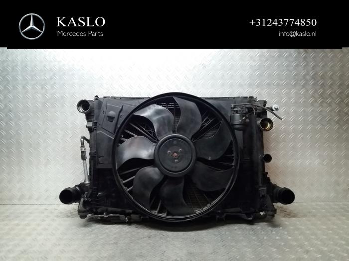 Gebrauchte Kühlerventilator Mercedes C (C204) 1.8 C-180 CGI 16V BlueEfficiency Preis € 200,00 Margenregelung angeboten von kaslo auto parts