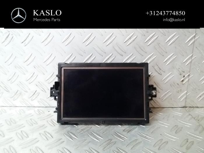 Begagnade Innerdisplay Mercedes C (W204) 1.8 C-200K 16V Pris € 100,00 Marginaltabell erbjuds av kaslo auto parts