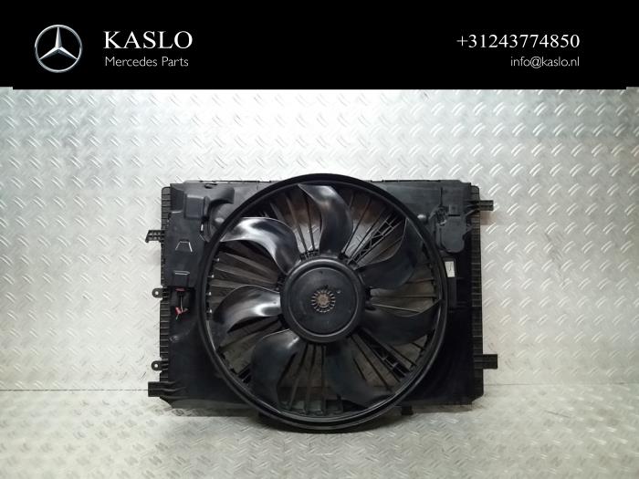 Usagé Ventilateur radiateur Mercedes A (W176) 1.5 A-180 CDI, A-180d 16V Prix € 200,00 Règlement à la marge proposé par kaslo auto parts