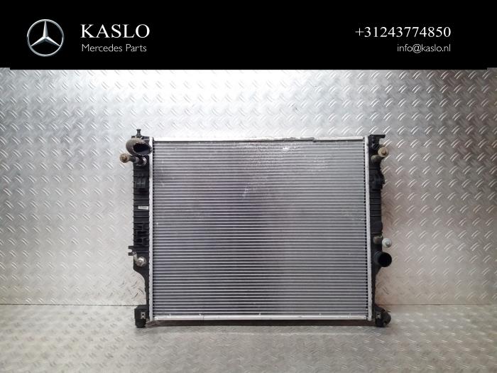 Used Radiator Mercedes R (W251) 3.5 350 V6 24V Price € 75,00 Margin scheme offered by kaslo auto parts