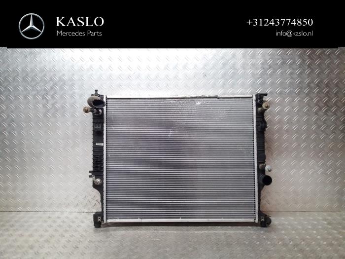 Used Radiator Mercedes R (W251) 3.5 350 V6 24V Price € 75,00 Margin scheme offered by kaslo auto parts